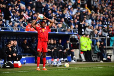 BOCHUM, ALMANY - 18 Mart 2023: Muhammed Simakan. Bundesliga VfL Bochum 1848-RB Leipzig maçı Vonovia Ruhr Stadyumu 'nda oynanmıştır.