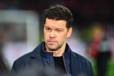 LEVERKUSEN, GERMANY - 19.03.23: Bundesliga maçından sonra Michael Ballack Bayer 04 Leverkusen Bayern Muenchen 'e karşı