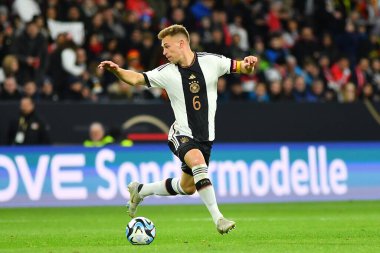 Mainz, Almanya - 25.03.23 Joshua Kimmich. MEWA Arena 'da Almanya ile Peru arasındaki futbol maçı