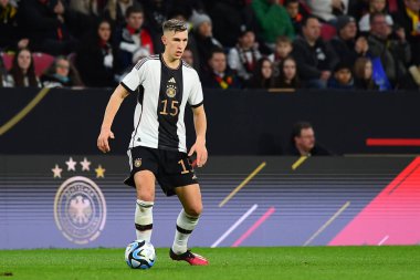 Mainz, Almanya - 25.03.23 Nico Schlotterbeck. MEWA Arena 'da Almanya ile Peru arasındaki futbol maçı