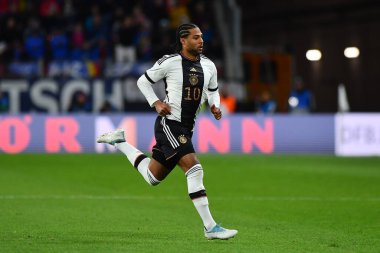 Mainz, Almanya - 25.03.23 Serge Gnabry. MEWA Arena 'da Almanya ile Peru arasındaki futbol maçı