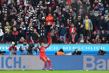 LEVERKUSEN, ALMANY - 08.04.23: Bundesliga maçında Bayer 04 Leverkusen, Eintracht Frankfurt 'a karşı Bayarena' da