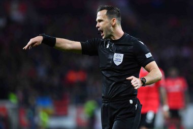 LEVERKUSEN, ALMANY - 13.04.23 Ivan Kruzliak. Maç UEFA Avrupa Ligi Bayer 04 Leverkusen, Bayarena 'da Royale Union Saint-Gilloise' e karşı.