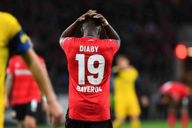 LEVERKUSEN, ALMANY - 13.04.23 Moussa Diaby. Maç UEFA Avrupa Ligi Bayer 04 Leverkusen, Bayarena 'da Royale Union Saint-Gilloise' e karşı.