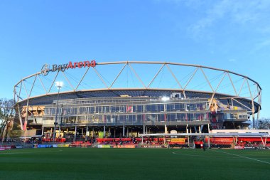 ALMANY, LEVERKUSEN - 21 NİSAN 2023: Bayanlar Bundesliga Bayer 04 Leverkusen - TSG 1899 Hoffenheim 