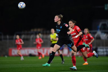 ALMANY, LEVERKUSEN - 21 NİSAN 2023 Sarai Linder. Bayanlar Bundesliga Bayer 04 Leverkusen - TSG 1899 Hoffenheim 