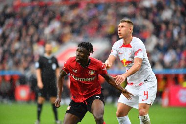 LEVERKUSEN, GERMANY - 23.04.23: Willi Orban - Odilon Kossounou. Bundesliga maçı Bayer 04 Leverkusen, Bayarena 'da Red Bull Leipzig' e karşı.