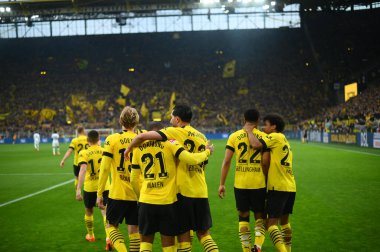 GERMANY, DORTMUND - 22 Nisan 2023: Signal Iduna Park 'taki Sinyal Iduna Parkı' nda Bundesliga Borussia Dortmund-Eintracht maçı