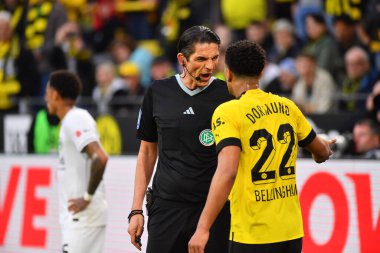 GERMANY, DORTMUND - 22 Nisan 2023: Signal Iduna Park 'taki Sinyal Iduna Parkı' nda Bundesliga Borussia Dortmund-Eintracht maçı