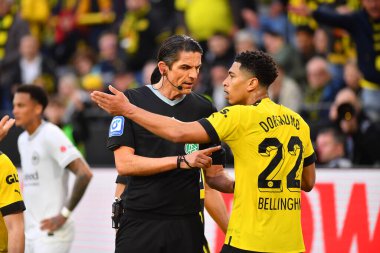 GERMANY, DORTMUND - 22 Nisan 2023: Signal Iduna Park 'taki Sinyal Iduna Parkı' nda Bundesliga Borussia Dortmund-Eintracht maçı