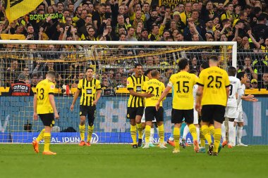 GERMANY, DORTMUND - 22 Nisan 2023: Signal Iduna Park 'taki Sinyal Iduna Parkı' nda Bundesliga Borussia Dortmund-Eintracht maçı