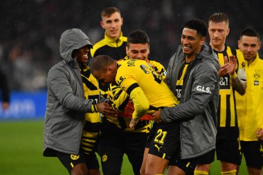 ALMANY, DORTMUND - 22 NİSAN 2023: Donyell Malen, Jude Bellingham and Co. Bundesliga Borussia Dortmund-Eintracht maçı Iduna Park Sinyali 'nde.