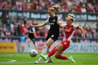 GERMANY, COLOGNE - 23 Nisan 2023: Kadınlar Bundesliga 1.FC Koeln Frauen-Eintracht Frauen maçı