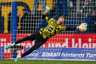 BOCHUM, ALMANY - 28 Nisan 2023 Gregor Kobel. Bundesliga VfL Bochum 1848 'de Vonovia Ruhr Stadyumu' nda Borussia Dortmund 'a karşı oynanan futbol maçı.