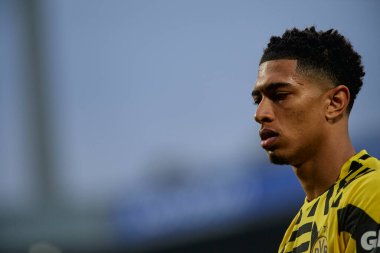BOCHUM, ALMANY - 28 Nisan 2023: Jude Bellingham. Bundesliga VfL Bochum 1848 'de Vonovia Ruhr Stadyumu' nda Borussia Dortmund 'a karşı oynanan futbol maçı.