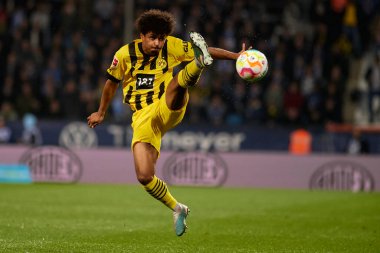 BOCHUM, ALMANY - 28 Nisan 2023: Karim Adeyemi. Bundesliga VfL Bochum 1848 'de Vonovia Ruhr Stadyumu' nda Borussia Dortmund 'a karşı oynanan futbol maçı.