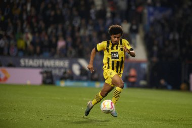 BOCHUM, ALMANY - 28 Nisan 2023: Karim Adeyemi. Bundesliga VfL Bochum 1848 'de Vonovia Ruhr Stadyumu' nda Borussia Dortmund 'a karşı oynanan futbol maçı.