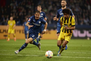 BOCHUM, ALMANY - 28 Nisan 2023: Karim Adeyemi. Bundesliga VfL Bochum 1848 'de Vonovia Ruhr Stadyumu' nda Borussia Dortmund 'a karşı oynanan futbol maçı.