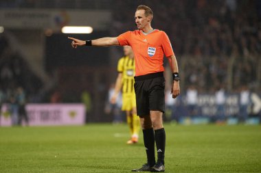BOCHUM, ALMANY 28 NİSAN 2023 Sascha Stegemann. Bundesliga VfL Bochum 1848 'de Vonovia Ruhr Stadyumu' nda Borussia Dortmund 'a karşı oynanan futbol maçı.