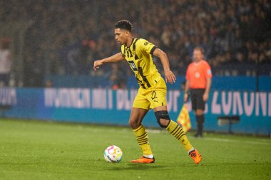BOCHUM, ALMANY - 28 Nisan 2023: Jude Bellingham. Bundesliga VfL Bochum 1848 'de Vonovia Ruhr Stadyumu' nda Borussia Dortmund 'a karşı oynanan futbol maçı.