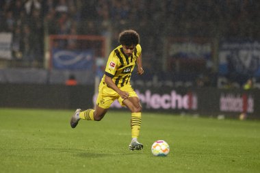 BOCHUM, ALMANY - 28 Nisan 2023: Karim Adeyemi. Bundesliga VfL Bochum 1848 'de Vonovia Ruhr Stadyumu' nda Borussia Dortmund 'a karşı oynanan futbol maçı.