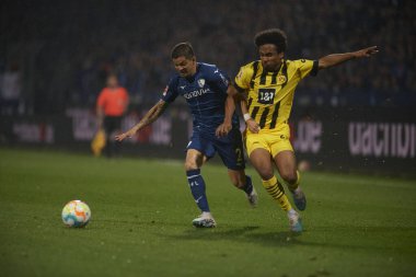 BOCHUM, ALMANY - 28 Nisan 2023: Karim Adeyemi. Bundesliga VfL Bochum 1848 'de Vonovia Ruhr Stadyumu' nda Borussia Dortmund 'a karşı oynanan futbol maçı.