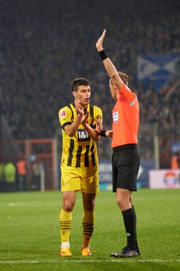 BOCHUM, ALMANY 28 NİSAN 2023 Sascha Stegemann. Bundesliga VfL Bochum 1848 'de Vonovia Ruhr Stadyumu' nda Borussia Dortmund 'a karşı oynanan futbol maçı.