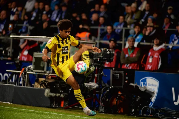 BOCHUM, ALMANY - 28 Nisan 2023: Karim Adeyemi. Bundesliga VfL Bochum 1848 'de Vonovia Ruhr Stadyumu' nda Borussia Dortmund 'a karşı oynanan futbol maçı.