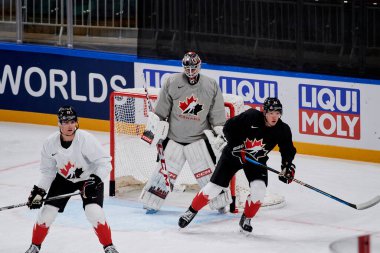 RIGA, LATVIA - 11 Mayıs 2022: LEVI Devon. Kanada antrenman takımı. IIHF 2023 Buz Hokeyi Dünya Şampiyonası