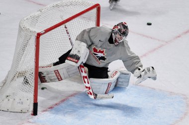 RIGA, LATVIA - 11 Mayıs 2022: LEVI Devon. Kanada antrenman takımı. IIHF 2023 Buz Hokeyi Dünya Şampiyonası