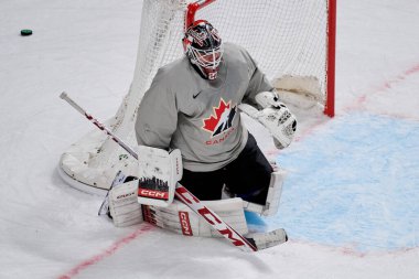 RIGA, LATVIA - 11 Mayıs 2022: LEVI Devon. Kanada antrenman takımı. IIHF 2023 Buz Hokeyi Dünya Şampiyonası