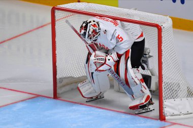 LATVIA, RIGA - 12.05.23 MonTEMBEAULT Samuel. Letonya-Kanada maçı. IIHF 2023 Buz Hokeyi Dünya Şampiyonası