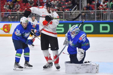 LATVIA, RIGA - 14.05.23: Slovenya-Kanada maçı. IIHF 2023 Buz Hokeyi Dünya Şampiyonası Arena Riga 'da