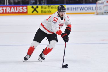 LATVIA, RIGA - 14.05.23 WEEGER Mackenzie. Slovenya, Kanada 'ya karşı. IIHF 2023 Buz Hokeyi Dünya Şampiyonası Arena Riga 'da