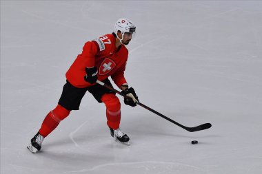 LATVIA, RIGA - 18.05.23 İŞARETİ Jonas. İsviçre, Slovakya 'ya karşı. IIHF 2023 Buz Hokeyi Dünya Şampiyonası Arena Riga 'da