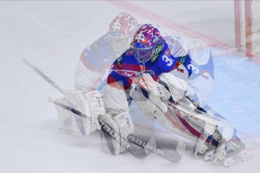 LATVIA, RIGA - 18.05.23 HLAVAJ Samuel. İsviçre, Slovakya 'ya karşı. IIHF 2023 Buz Hokeyi Dünya Şampiyonası Arena Riga 'da