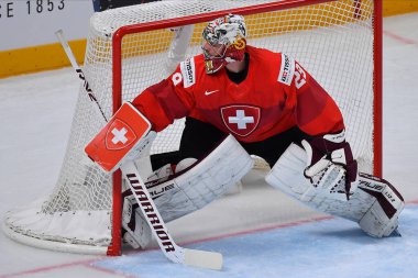LATVIA, RIGA - 18.05.23: Mayıs Robert. İsviçre, Slovakya 'ya karşı. IIHF 2023 Buz Hokeyi Dünya Şampiyonası Arena Riga 'da