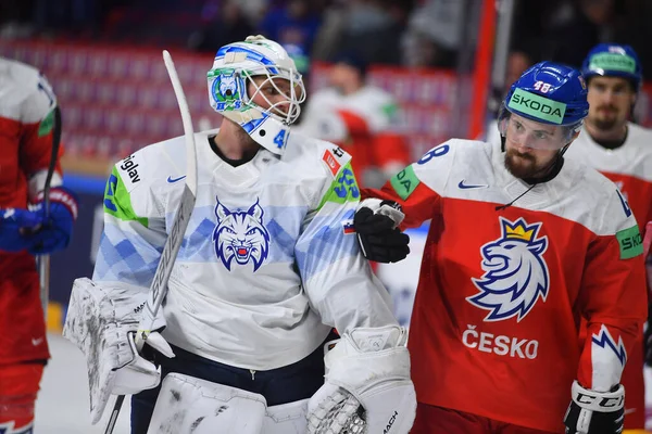 LATVIA, RIGA - 18.05.23: GRACNAR Luka, CERNOCH Jiri. Çek Cumhuriyeti, Slovenya 'ya karşı. IIHF 2023 Buz Hokeyi Dünya Şampiyonası Arena Riga 'da