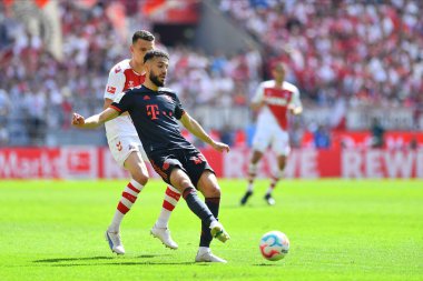 COLOGNE, ALMANY - 27 Mayıs 2023: Noussair Mazraoui. Bundesliga 1 'in futbol maçı. FC Koeln, FC Bayern Münih 'e karşı. Rhein Enerji Stadyumunda