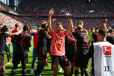 COLOGNE, Almanya - 27 Mayıs 2023: Bundesliga 1 'in futbol maçı. FC Koeln, FC Bayern Münih 'e karşı. Rhein Enerji Stadyumunda
