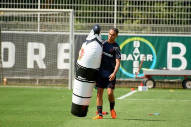 LEVERKUSEN, GERMANY - 11,07.23: Bayarena 'da sezon öncesi antrenman FC Bayer 04 Leverkusen