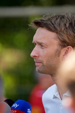 LEVERKUSEN, ALMANY - 11.07.23 Simon Rolfes. Bayarena 'da sezon öncesi antrenman FC Bayer 04 Leverkusen