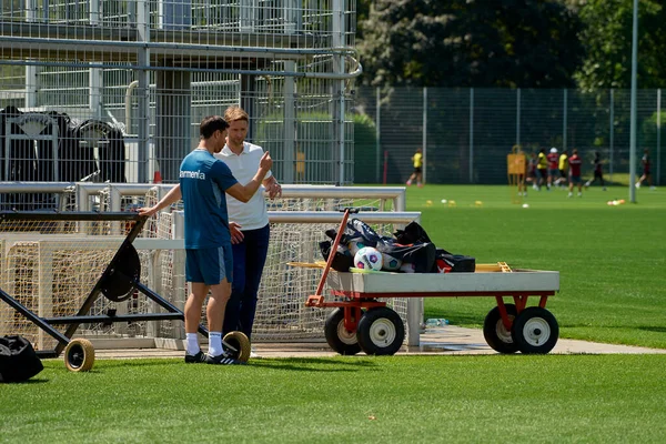 stock image LEVERKUSEN, GERMANY - 11.07.23: Xabi Alonso, Simon Rolfes. Pre season practice FC Bayer 04 Leverkusen at BayArena