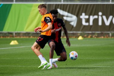 LEVERKUSEN, GERMANY - 18.07.23: Bayarena 'da sezon öncesi antrenman FC Bayer 04 Leverkusen