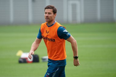 LEVERKUSEN, ALMANY - 11.07.23: Xabi Alonso. Bayarena 'da sezon öncesi antrenman FC Bayer 04 Leverkusen
