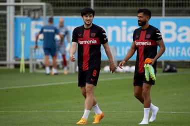 LEVERKUSEN, ALMANY - 18.07.23: Sardar Azmoun. Bayarena 'da sezon öncesi antrenman FC Bayer 04 Leverkusen