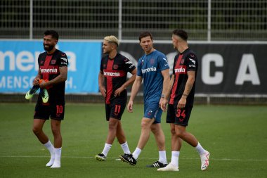 LEVERKUSEN, GERMANY - 18.07.23: Bayarena 'da sezon öncesi antrenman FC Bayer 04 Leverkusen