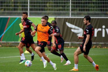 LEVERKUSEN, ALMANY - 18.07.23 Florian Wirtz. Bayarena 'da sezon öncesi antrenman FC Bayer 04 Leverkusen