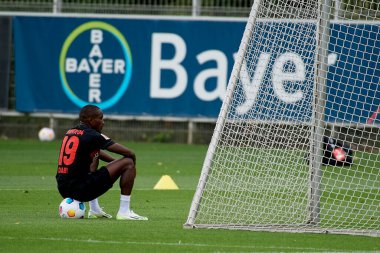 LEVERKUSEN, ALMANY - 18.07.23 Moussa Diaby. Bayarena 'da sezon öncesi antrenman FC Bayer 04 Leverkusen