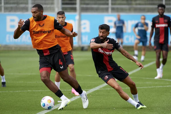 LEVERKUSEN, ALMANY - 18.07.23: Jonathan Tah. Bayarena 'da sezon öncesi antrenman FC Bayer 04 Leverkusen